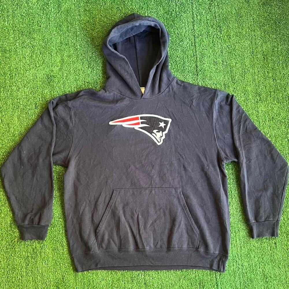 New England Patriots Hoodie – Men’s Large